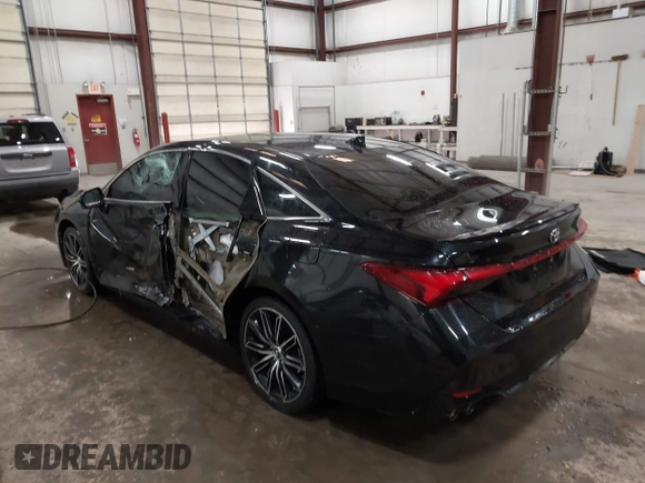 2019 Toyota Avalon XLE with VIN 4T1BZ1FB6KU014330, listed as a IAAI auction lot 41360733 with 67,499 mi miles and . Bid and sale history available at DreamBid. Image 3.