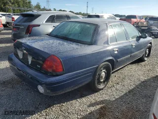 2011 Ford Police Interceptor with VIN 2FABP7BV1BX139733, listed as a Copart auction lot 74175864 with 0 mi miles and Salvage Title. Bid and sale history available at carsss.com. Image 3.