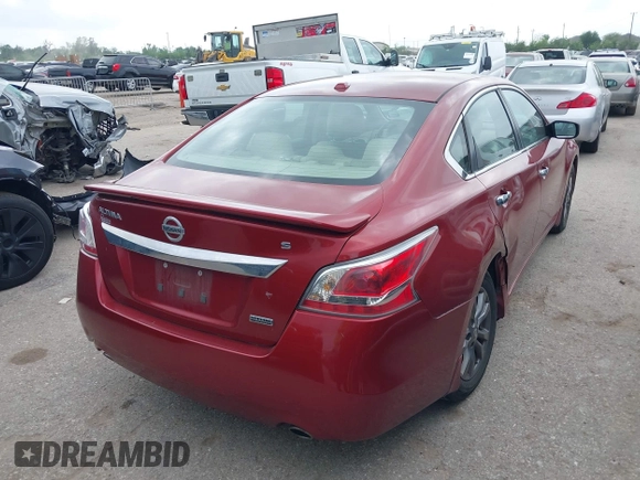 2015 Nissan Altima S with VIN 1N4AL3AP2FC597853, listed as a IAAI auction lot 41915141 with 85,148 mi miles and . Bid and sale history available at DreamBid. Image 4.