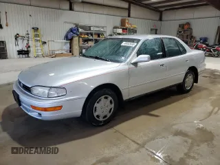 1993 Toyota Camry LE with VIN 4T1SK12E1PU196871, listed as a Copart auction lot 49052935 with 135,732 mi miles and Clean Title. Bid and sale history available at carsss.com. Image 1.