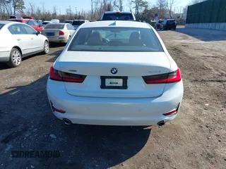 2020 BMW 3 Series 330i xDrive with VIN WBA5R7C07LFH92066, listed as a IAAI auction lot 41603868 with 44,439 mi miles. Bid and sale history available at carsss.com. Image 16.