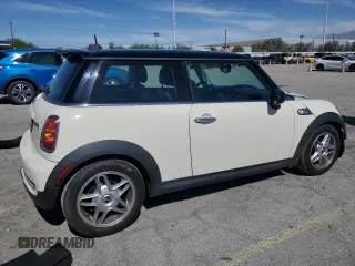 2009 MINI Hardtop S with VIN WMWMF73559TW83208, listed as a Copart auction lot 57347015 with 76,898 mi miles and Salvage title. Bid and sale history available at DreamBid. Image 3.