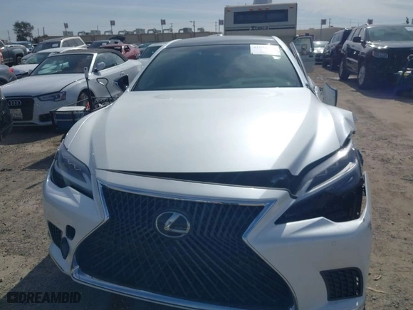 2022 Lexus LS with VIN JTHD51FF2N5016326, listed as a IAAI auction lot 41570024 with 20,403 mi miles. Bid and sale history available at carsss.com. Image 12.