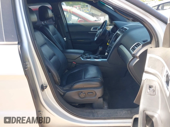 2013 Ford Explorer XLT with VIN 1FM5K8D84DGA14068, listed as a IAAI auction lot 42217599 with 138,583 mi miles and . Bid and sale history available at DreamBid. Image 5.