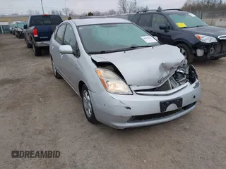 2008 Toyota Prius with VIN JTDKB20U283447960, listed as a IAAI auction lot 40956667 with 113,116 mi miles. Bid and sale history available at carsss.com. Image 1.