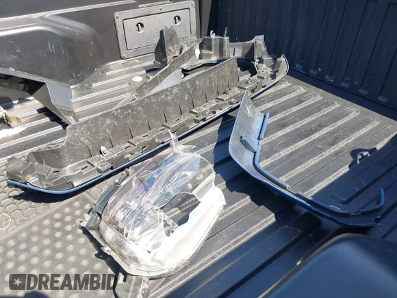 2017 Toyota Tacoma SR5 with VIN 3TMAZ5CN0HM047486, listed as a IAAI auction lot 41816982 with 119,900 mi miles and . Bid and sale history available at carsss.com. Image 12.