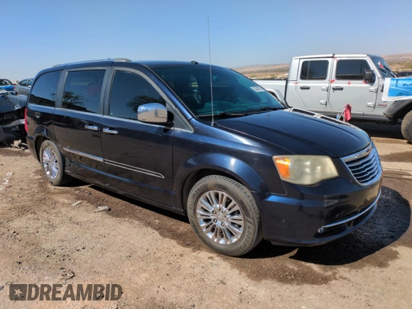 2011 Chrysler Town & Country Limited z VIN 2A4RR6DG8BR749266, wystawiony jako Copart lot #52408075 z przebiegiem 249 634 mil mil oraz Szkoda całkowita • Salvage title. Historia ofert i sprzedaży dostępna na DreamBid. Obrazek 4.