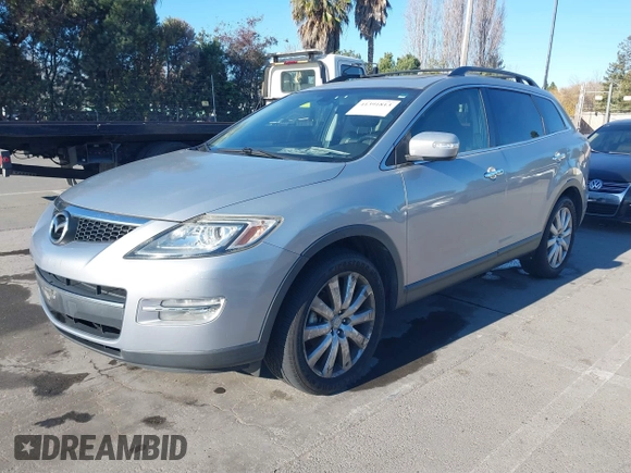 2008 Mazda CX-9 Grand Touring with VIN JM3TB38V380148820, listed as a IAAI auction lot 41391813 with 188,300 mi miles. Bid and sale history available at carsss.com. Image 2.