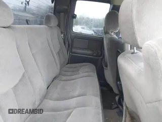 2004 GMC Sierra 1500 SLT with VIN 2GTEK19T841211511, listed as a IAAI auction lot 42099492 with 154,023 mi miles. Bid and sale history available at carsss.com. Image 8.