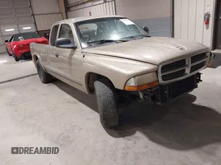 2004 Dodge Dakota SLT с VIN 1D7GL42K74S506520, выставлен на аукционе IAAI как лот 42098339 с пробегом Не указан миль и . История ставок и продаж доступна на DreamBid. Изображение 1.