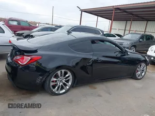 2014 Hyundai Genesis Coupe 3.8 Ultimate with VIN KMHHU6KJ9EU117703, listed as a IAAI auction lot 41486814 with 163,365 mi miles. Bid and sale history available at carsss.com. Image 13.