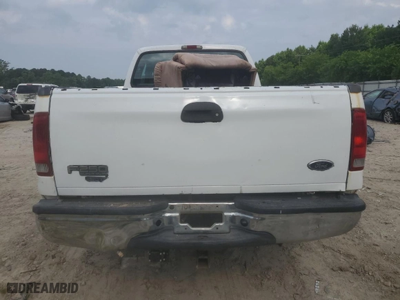2005 Ford Super Duty F-250 XL with VIN 1FTSX21595EA44275, listed as a Copart auction lot 57294604 with 253,438 mi miles and Clean Title. Bid and sale history available at carsss.com. Image 6.