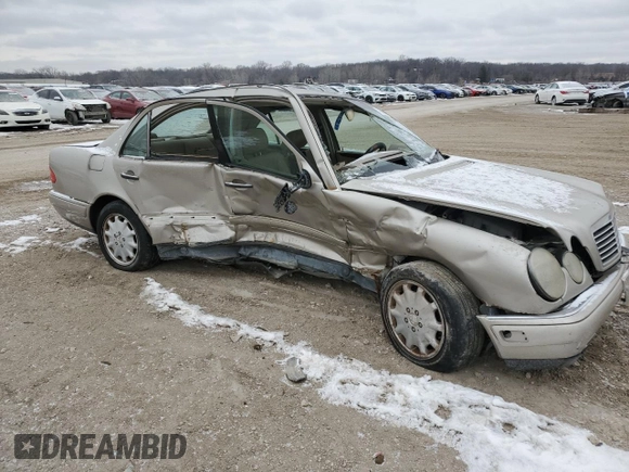1998 Mercedes-Benz E-Class with VIN WDBJF65F4WA619026, listed as a Copart auction lot 42602915 with 202,430 mi miles and Salvage Title. Bid and sale history available at carsss.com. Image 4.