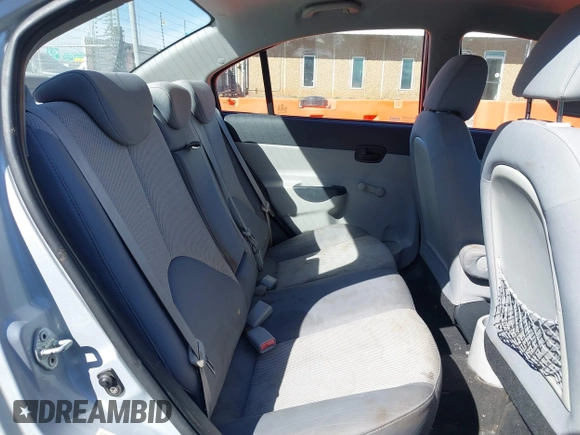 2010 Hyundai Accent GLS с VIN KMHCN4AC5AU515662, выставлен на аукционе IAAI как лот 41807928 с пробегом 179 278 миль миль и . История ставок и продаж доступна на DreamBid. Изображение 8.