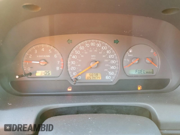 2002 Volvo S40 with VIN YV1VS29542F821073, listed as a Copart auction lot 87377204 with 57,474 mi miles and Salvage Title. Bid and sale history available at carsss.com. Image 9.