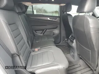 2024 Volkswagen Atlas SEL R-Line with VIN 1V2AE2CA5RC235798, listed as a Copart auction lot 46347495 with 1,306 mi miles and Salvage title. Bid and sale history available at DreamBid. Image 12.
