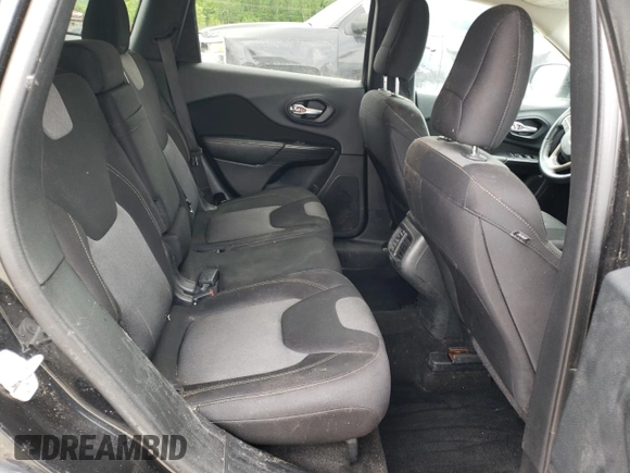 2015 Jeep Cherokee Sport z VIN 1C4PJLAB2FW707068, wystawiony jako Copart lot #51843175 z przebiegiem 203 785 mil mil oraz Nie do naprawy • Non repairable. Historia ofert i sprzedaży dostępna na DreamBid. Obrazek 11.