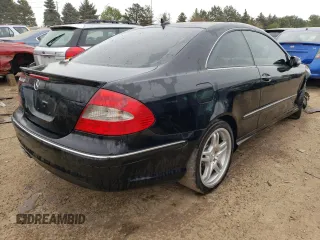 2008 Mercedes-Benz CLK-Class 5.5L with VIN WDBTJ72H08F245331, listed as a Copart auction lot 52142694 with 68,697 mi miles and Salvage Title. Bid and sale history available at carsss.com. Image 3.