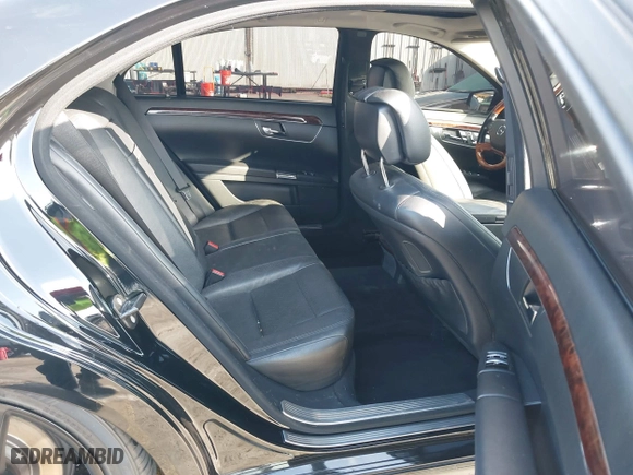 2010 Mercedes-Benz S-Class S 550 with VIN WDDNG7BB9AA334537, listed as a IAAI auction lot 41460106 with 158,699 mi miles. Bid and sale history available at carsss.com. Image 8.