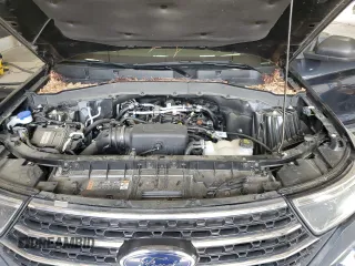 2023 Ford Explorer XLT with VIN 1FMSK8DH4PGC36021, listed as a Copart auction lot 58583865 with 30,308 mi miles and Salvage title. Bid and sale history available at DreamBid. Image 12.