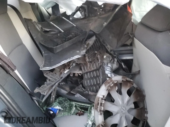 2021 Toyota Corolla L with VIN JTDDPMAE6MJ161855, listed as a Copart auction lot 84372534 with 39,286 mi miles and Salvage Title. Bid and sale history available at DreamBid. Image 10.