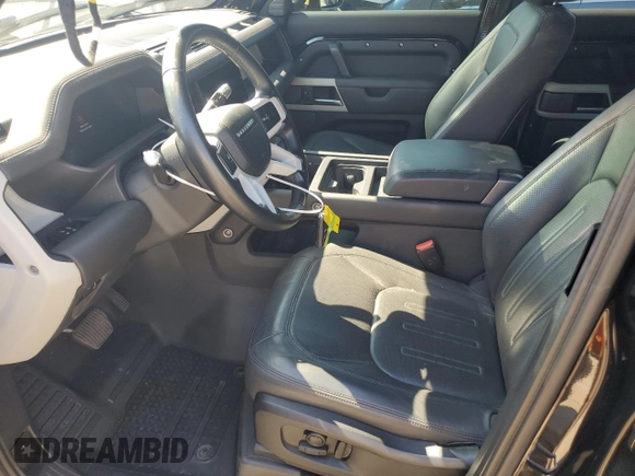 2022 Land Rover Defender with VIN SALEWERU0N2087281, listed as a Copart auction lot 67636814 with 25,546 mi miles and Salvage title. Bid and sale history available at DreamBid. Image 7.