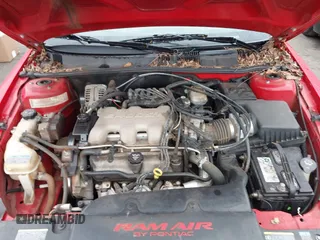 2005 Pontiac Grand Am GT with VIN 1G2NW12E65M165994, listed as a IAAI auction lot 41554743 with 206,527 mi miles. Bid and sale history available at carsss.com. Image 10.