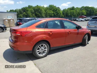 2018 Ford Focus SE z VIN 1FADP3F2XJL254750, wystawiony jako Copart lot #61907545 z przebiegiem 71 328 mil mil oraz Szkoda całkowita • Salvage title. Historia ofert i sprzedaży dostępna na DreamBid. Obrazek 3.