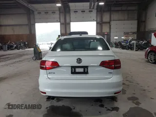 2015 Volkswagen Jetta SE z VIN 3VWD17AJ2FM427343, wystawiony jako IAAI lot #42520443 z przebiegiem 60 409 mil mil oraz . Historia ofert i sprzedaży dostępna na DreamBid. Obrazek 16.