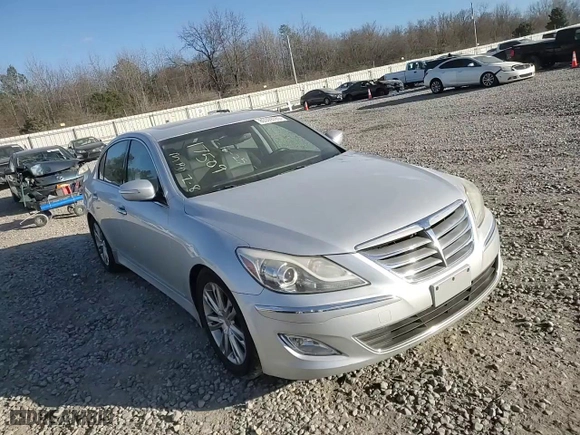 2014 Hyundai Genesis 3.8L with VIN KMHGC4DD4EU264974, listed as a Copart auction lot 89399785 with 154,230 mi miles and Salvage Title. Bid and sale history available at carsss.com. Image 10.