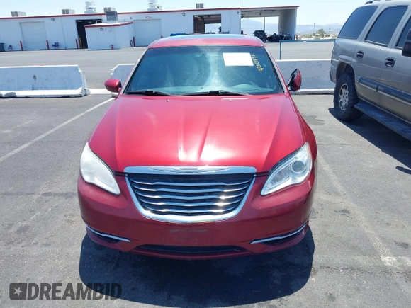 2014 Chrysler 200 Touring with VIN 1C3CCBBB7EN128927, listed as a IAAI auction lot 42313892 with 154,261 mi miles and . Bid and sale history available at DreamBid. Image 6.