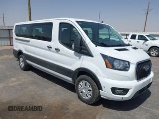 2025 Ford Transit Passenger XL с VIN 1FBAX2Y81SKA19349, выставлен на аукционе IAAI как лот 42555292 с пробегом 6 084 миль миль и . История ставок и продаж доступна на DreamBid. Изображение 1.