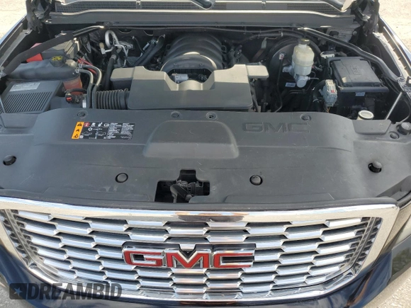 2019 GMC Yukon XL Denali with VIN 1GKS2HKJ5KR114327, listed as a Copart auction lot 55536375 with 55,390 mi miles and Clean Title. Bid and sale history available at DreamBid. Image 12.