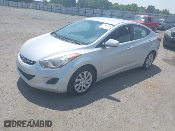 2012 Hyundai Elantra Limited с VIN KMHDH4AE1CU367476, выставлен на аукционе IAAI как лот 42472828 с пробегом 103 564 миль миль и . История ставок и продаж доступна на DreamBid. Изображение 2.