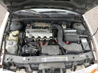 2000 Saturn SL with VIN 1G8ZH5287YZ262924, listed as a IAAI auction lot 42068691 with 161,975 mi miles. Bid and sale history available at carsss.com. Image 10.