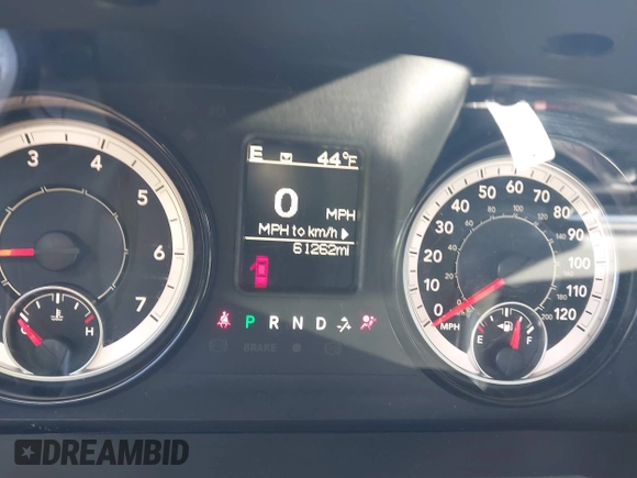 2018 Ram 1500 Express with VIN 1C6RR7FG5JS296222, listed as a IAAI auction lot 40983448 with 61,262 mi miles. Bid and sale history available at carsss.com. Image 7.