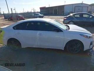 2021 Kia Forte GT-Line с VIN 3KPF34AD8ME387002, выставлен на аукционе IAAI как лот 41348684 с пробегом 60 942 миль миль и . История ставок и продаж доступна на DreamBid. Изображение 13.
