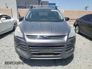 2013 Ford Escape SE с VIN 1FMCU0GX0DUA47561, выставлен на аукционе Copart как лот 58229785 с пробегом 177 339 миль миль и Чистый • Clean title. История ставок и продаж доступна на DreamBid. Изображение 5.