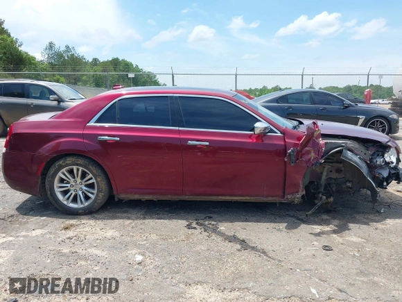 2016 Chrysler 300 C z VIN 2C3CCAEG8GH119036, wystawiony jako IAAI lot #42020978 z przebiegiem 210 116 mil mil oraz . Historia ofert i sprzedaży dostępna na DreamBid. Obrazek 14.