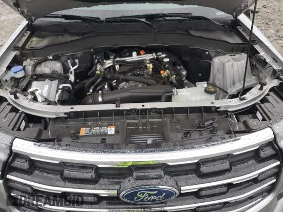 2025 Ford Explorer Active with VIN 1FMUK7DH9SGA26994, listed as a Copart auction lot 50146565 with 4,471 mi miles and Salvage Title. Bid and sale history available at carsss.com. Image 12.