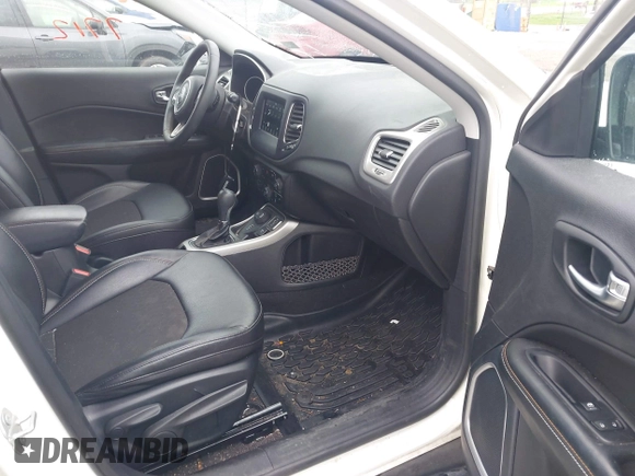 2021 Jeep Compass Altitude с VIN 3C4NJDBB0MT551238, выставлен на аукционе IAAI как лот 41837712 с пробегом 62 780 миль миль и . История ставок и продаж доступна на DreamBid. Изображение 5.