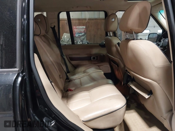 2011 Land Rover Range Rover HSE with VIN SALME1D45BA349165, listed as a IAAI auction lot 41845132 with 145,445 mi miles. Bid and sale history available at carsss.com. Image 8.