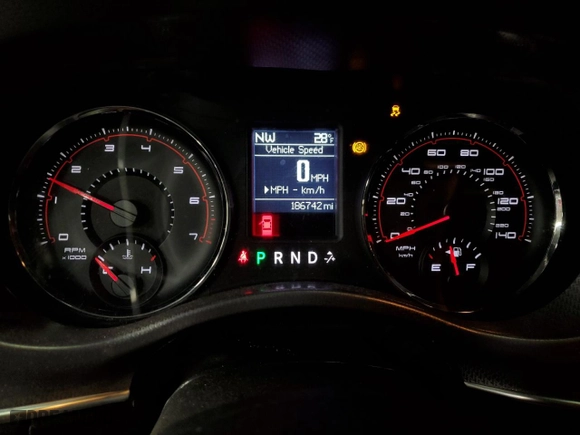 2011 Dodge Charger SE with VIN 2B3CL3CG6BH554559, listed as a Copart auction lot 45606755 with 186,742 mi miles and Salvage Title. Bid and sale history available at carsss.com. Image 9.