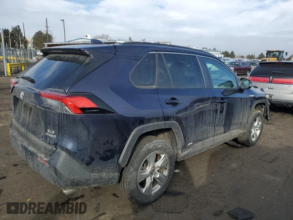 2021 Toyota RAV4 Hybrid XLE with VIN 2T3RWRFV3MW108921, listed as a Copart auction lot 43737815 with 86,795 mi miles and Salvage Title. Bid and sale history available at carsss.com. Image 3.