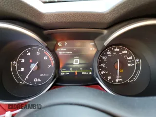 2019 Alfa Romeo Stelvio Ti Lusso z VIN ZASPAKBN0K7C71285, wystawiony jako Copart lot #83194964 z przebiegiem 59 811 mil mil oraz Szkoda całkowita • Salvage title. Historia ofert i sprzedaży dostępna na DreamBid. Obrazek 9.