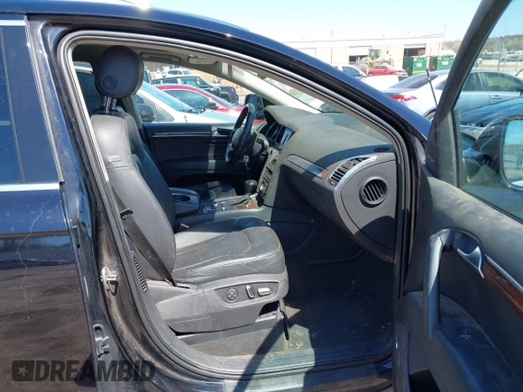 2012 Audi Q7 3.0T Premium Plus with VIN WA1LGAFE7CD002515, listed as a IAAI auction lot 41889054 with 130,442 mi miles. Bid and sale history available at carsss.com. Image 5.