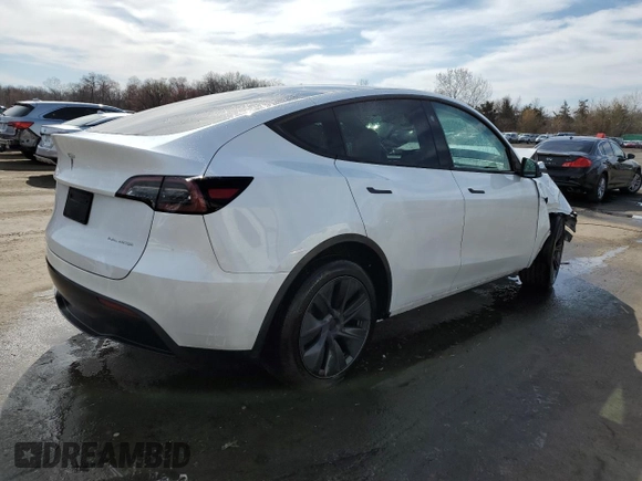 2024 Tesla Model Y Long Range с VIN 7SAYGDEE6RF149685, выставлен на аукционе Copart как лот 52986885 с пробегом Не указан миль и Списание • Salvage title. История ставок и продаж доступна на DreamBid. Изображение 3.