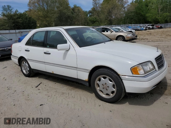 1997 Mercedes-Benz C 230/260/280/320 z VIN WDBHA28E6VA514172, wystawiony jako Copart lot #54156745 z przebiegiem 157 074 mil mil oraz Szkoda całkowita • Salvage title. Historia ofert i sprzedaży dostępna na DreamBid. Obrazek 4.