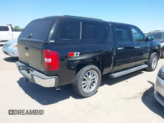 2007 Chevrolet Silverado 1500 LTZ with VIN 3GCEK13M07G519978, listed as a IAAI auction lot 41975934 with 222,828 mi miles. Bid and sale history available at carsss.com. Image 4.