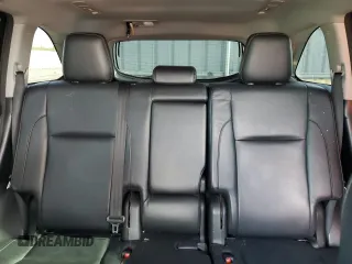 2018 Toyota Highlander SE z VIN 5TDJZRFH4JS551509, wystawiony jako Copart lot #56700765 z przebiegiem 133 320 mil mil oraz Szkoda całkowita • Salvage title. Historia ofert i sprzedaży dostępna na DreamBid. Obrazek 10.